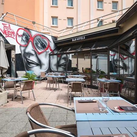 B&B HOTEL Rouen Centre Rive Droite-3